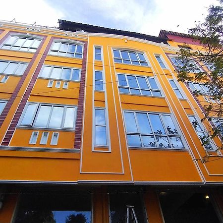 Chaplin Hotel Pondicherry Eksteriør bilde