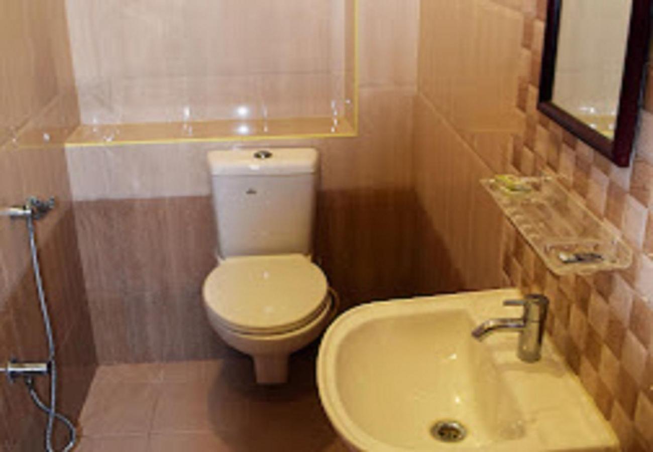 Chaplin Hotel Pondicherry Eksteriør bilde