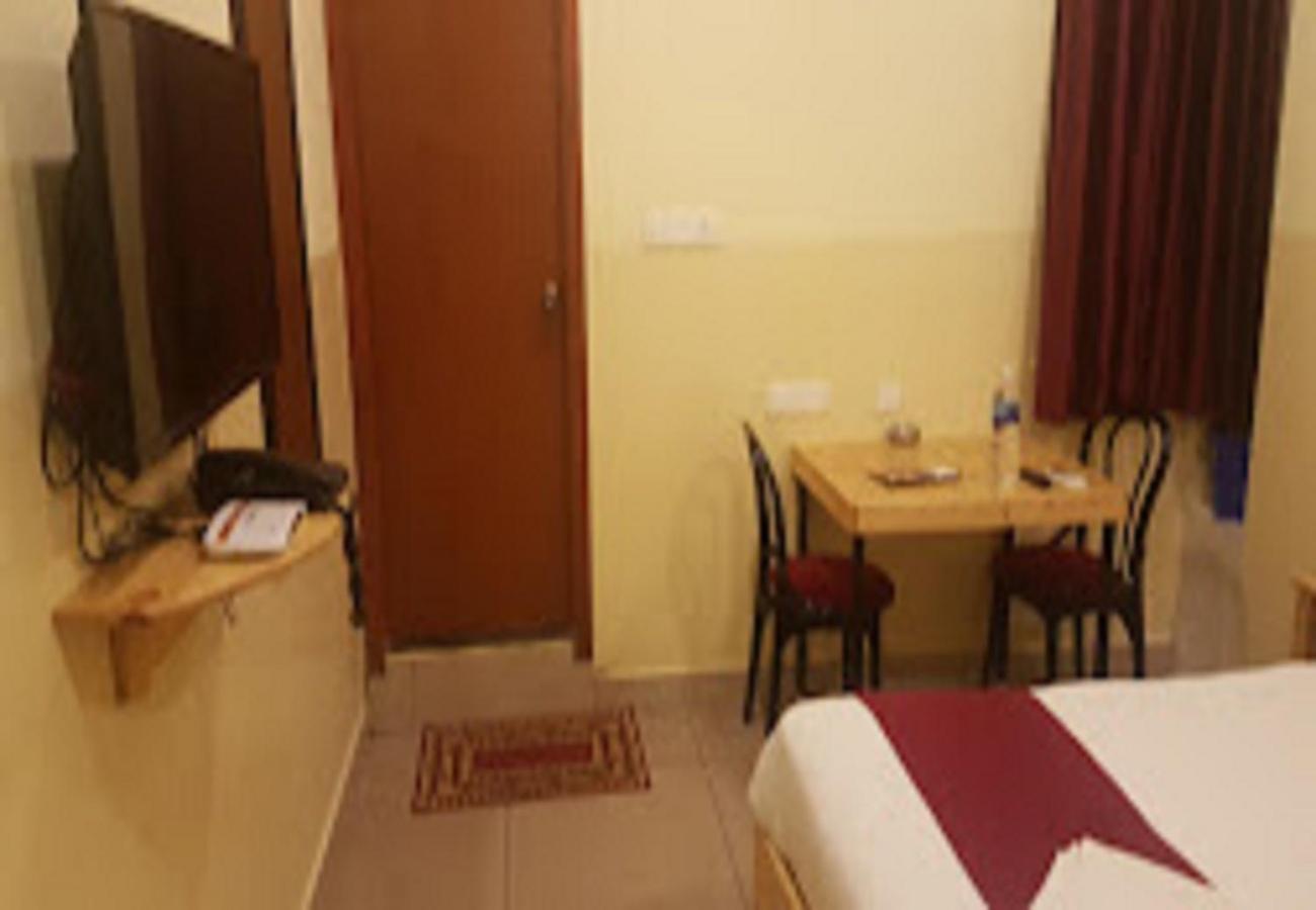 Chaplin Hotel Pondicherry Eksteriør bilde