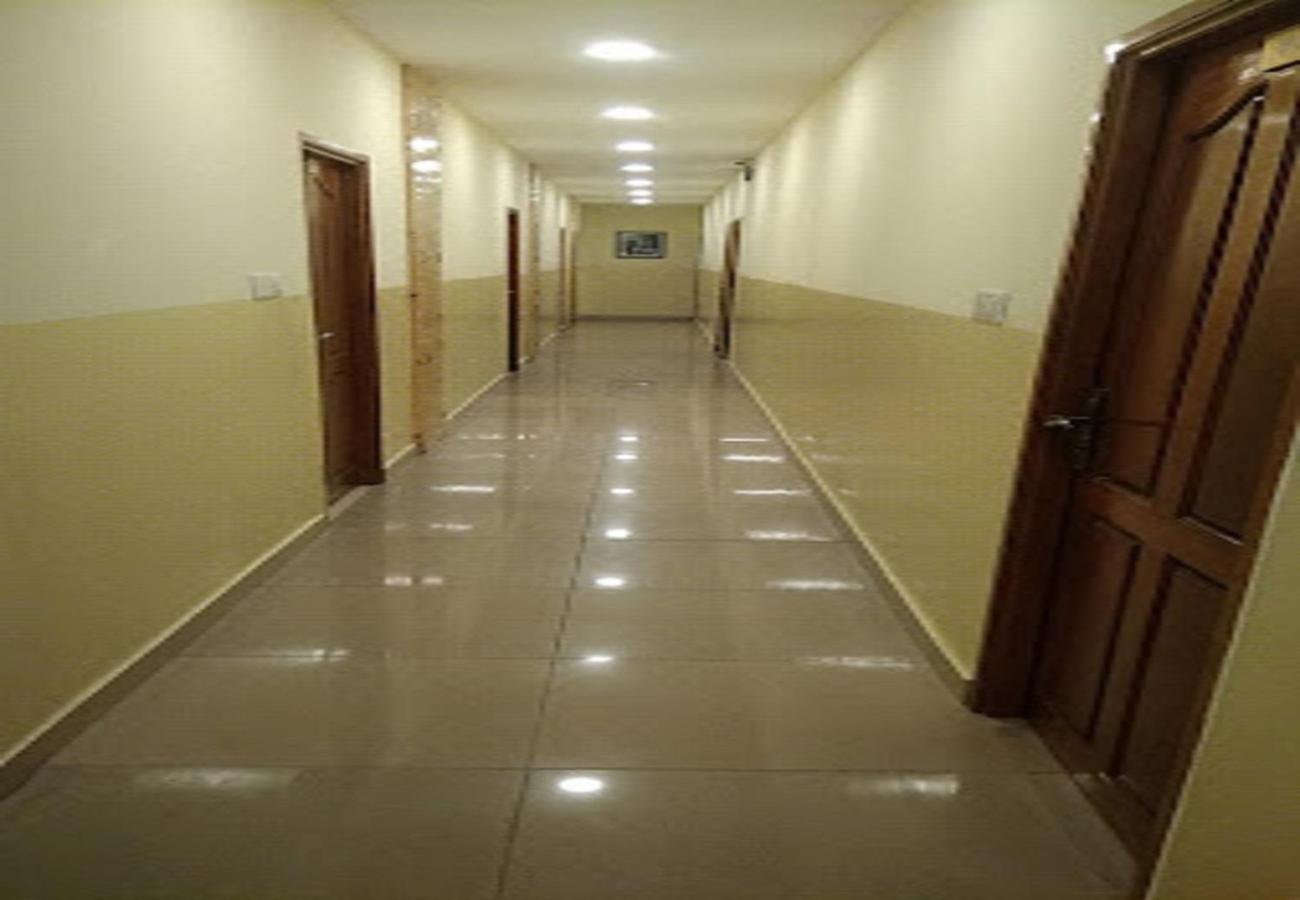 Chaplin Hotel Pondicherry Eksteriør bilde